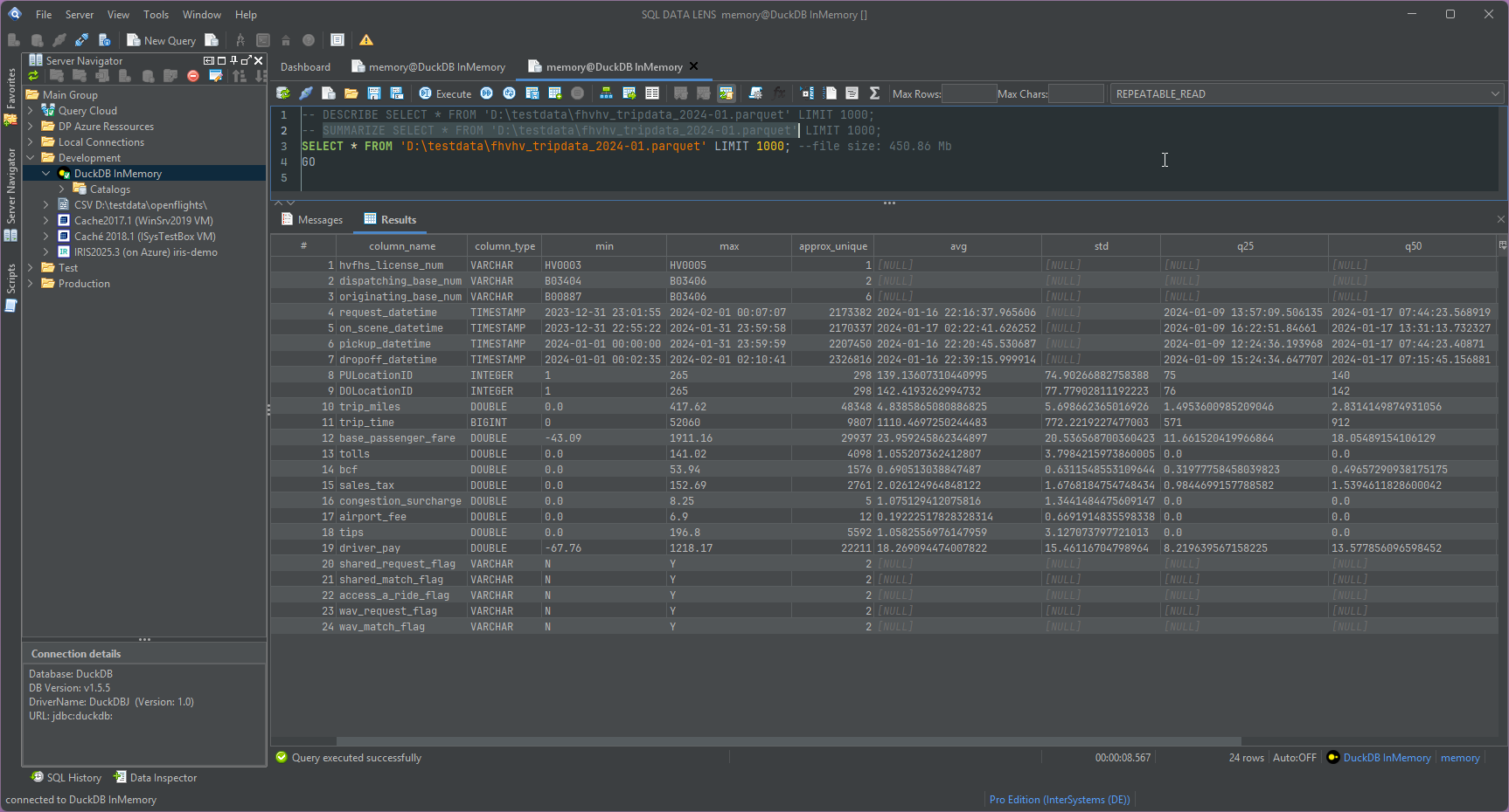 Server Navigator zeigt fünf Verbindungen erweitert — zwei IRIS-Server, einen PostgreSQL-Server, einen MySQL-Server und eine SQLite-Datei — alle in derselben Baumansicht